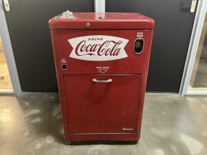 1954 Vendo Company A23E Coca-Cola VK8902