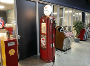 1947 Bennett 646 Mobil Benzinepomp