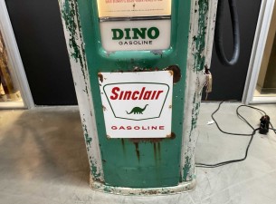 1941 Bennett 646 Sinclair Dino Benzinepomp