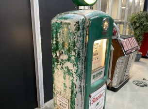 1941 Bennett 646 Sinclair Dino Benzinepomp