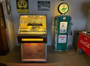 1957 Rock O La 1455 200 Select