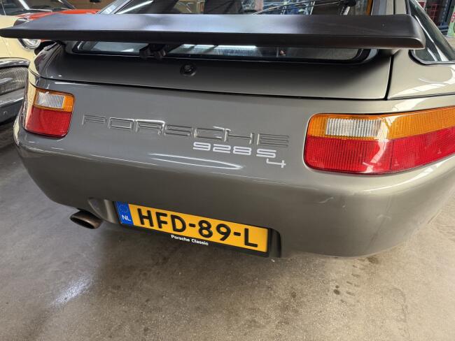 1987 Porsche 928 S4 5.0 32V Coupe VT759 | Transport | Auto's