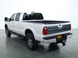 2015 Ford F250 Super Duty Platinum V8 6.2L Lariat Benzine VT809 | Transport | Auto's